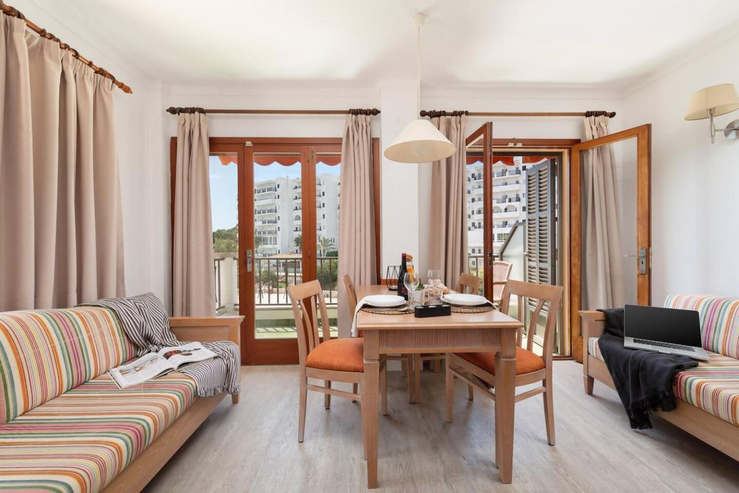 Apartamentos Playa Marina Cala Ferrera  Extérieur photo
